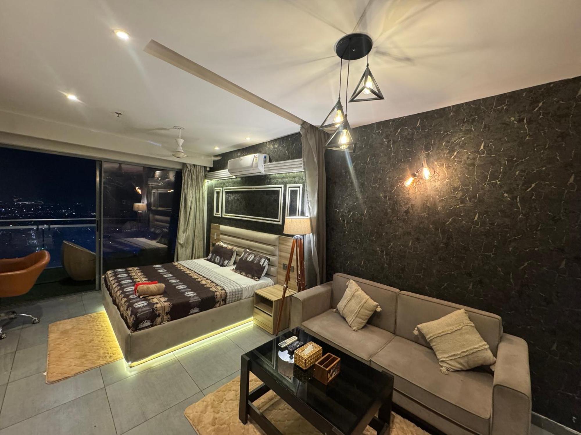 Whistling Winds Apartment