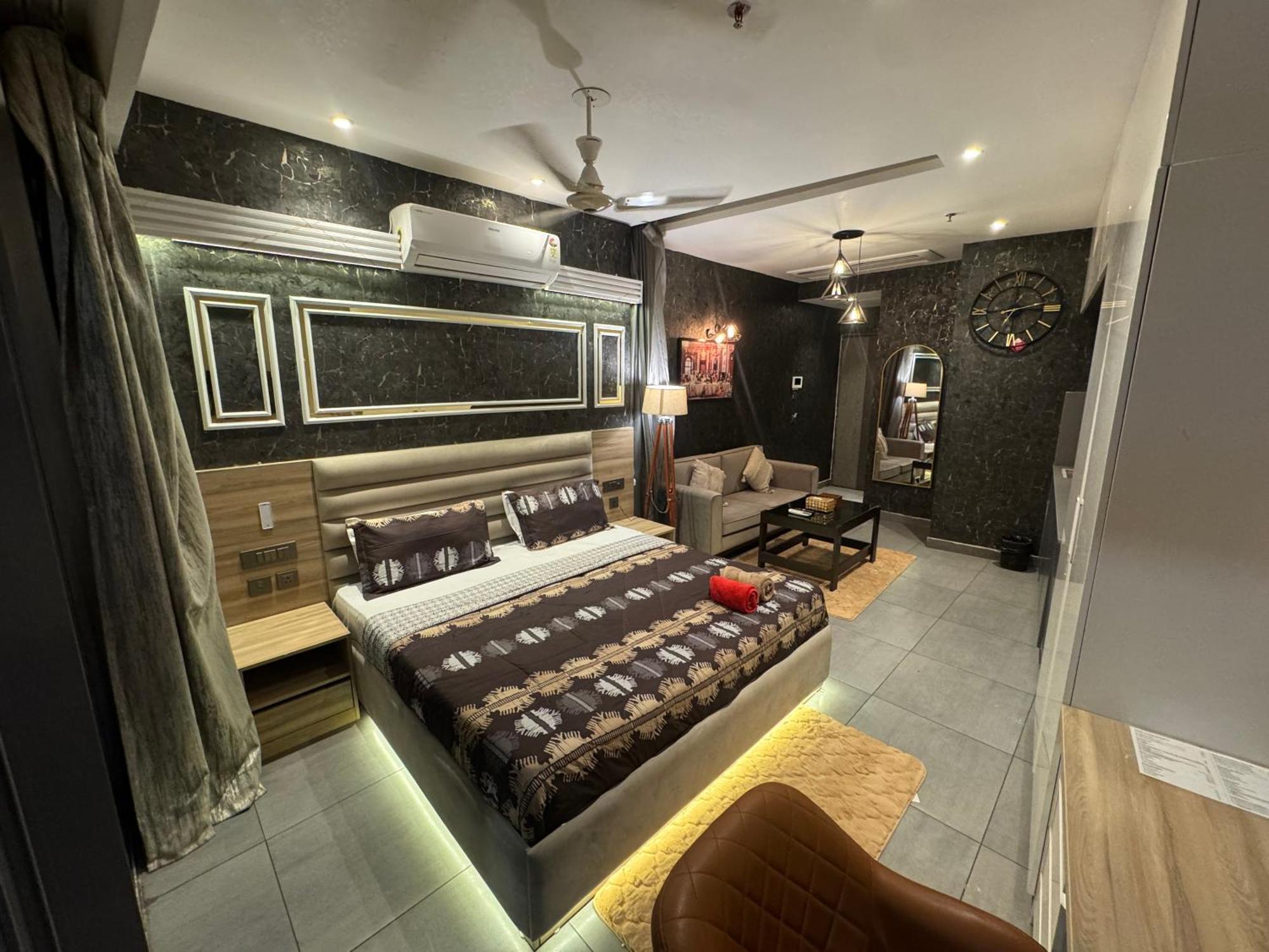 Whistling Winds Apartment